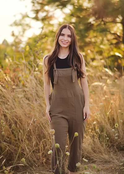 Billings senior portrait by Jackie Jean Photography